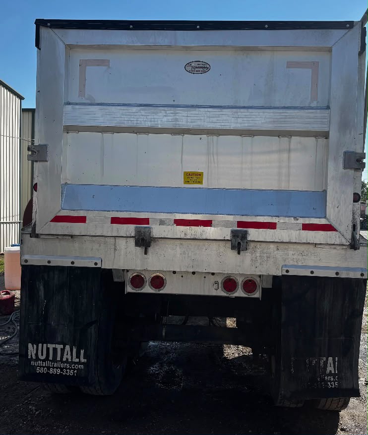 RT TRAILERS End Dump Trailer equipment gallery