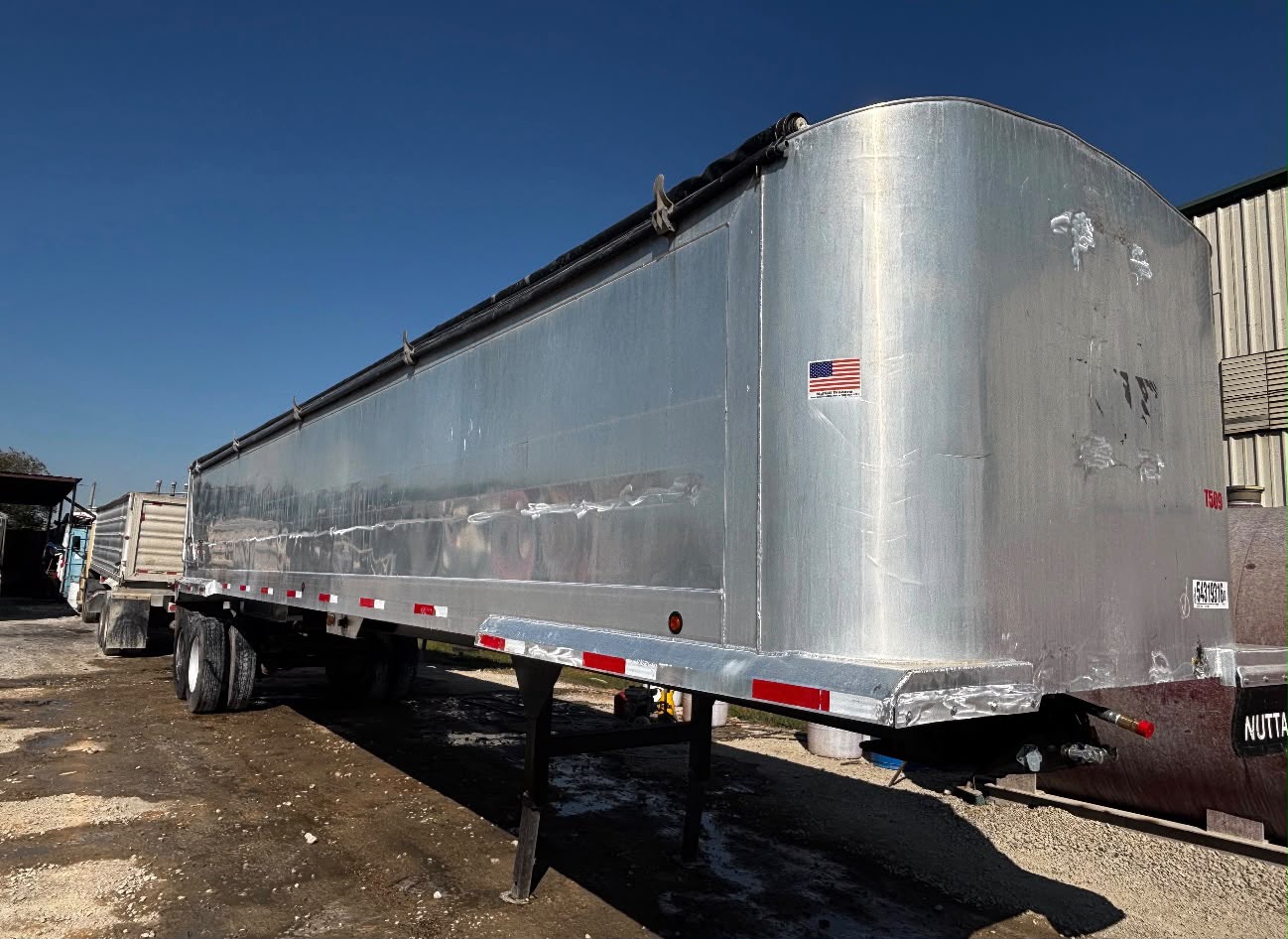 Aluminum End Dump Trailer for sale or leasing in Houston
