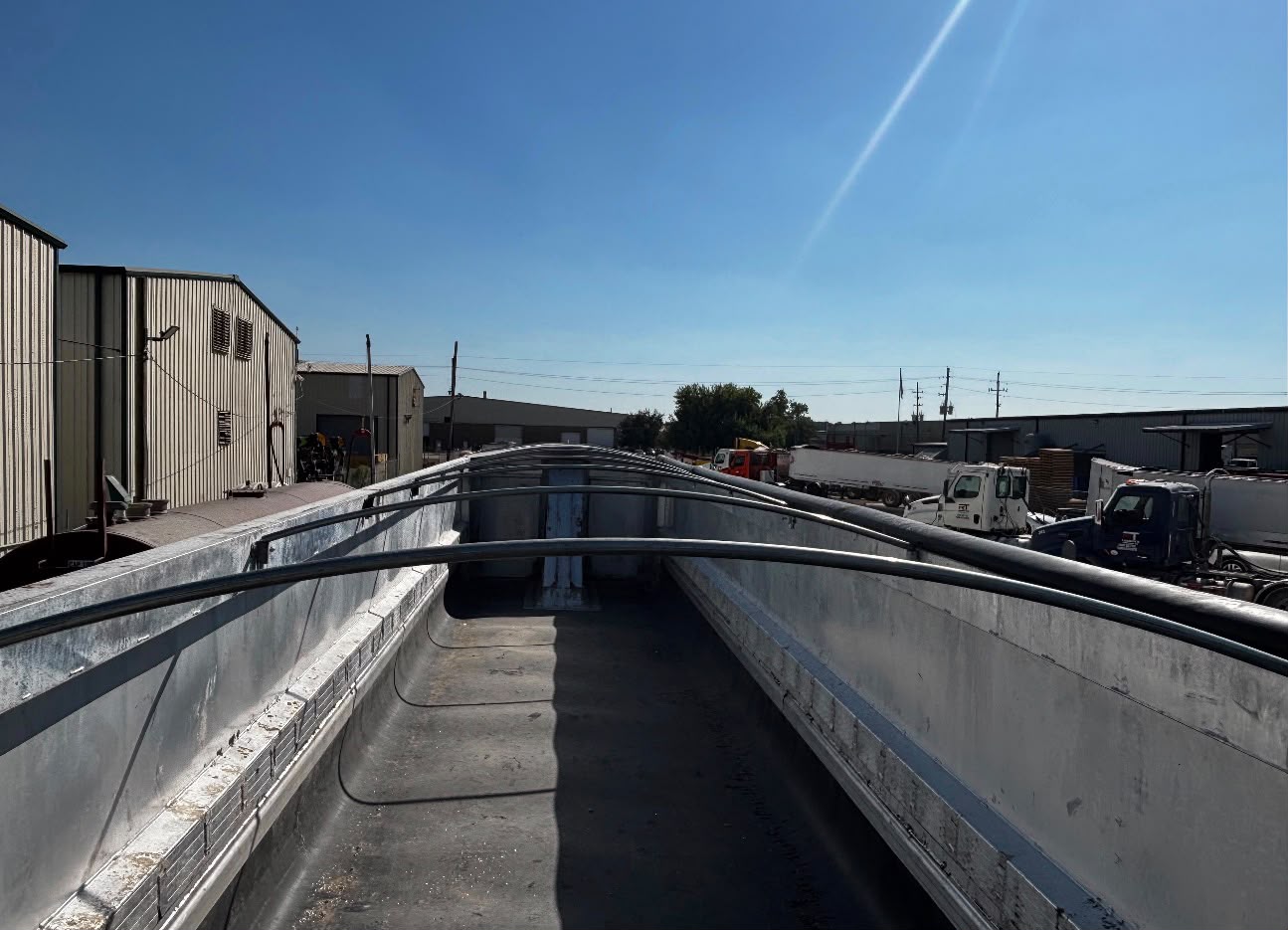 Heavy duty aluminum End Dump Trailer in Texas