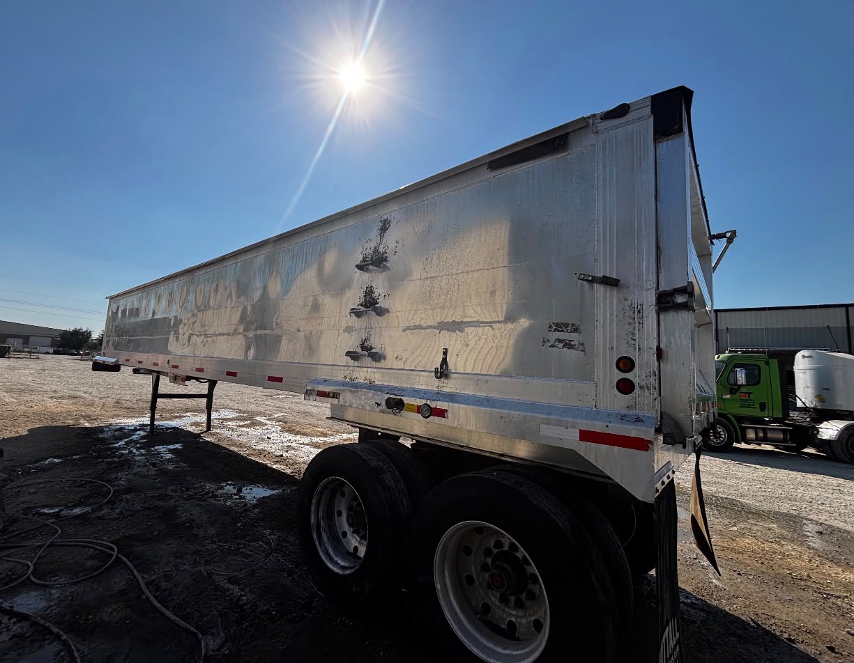 End Dump Trailer available for sales and leasing inquiries